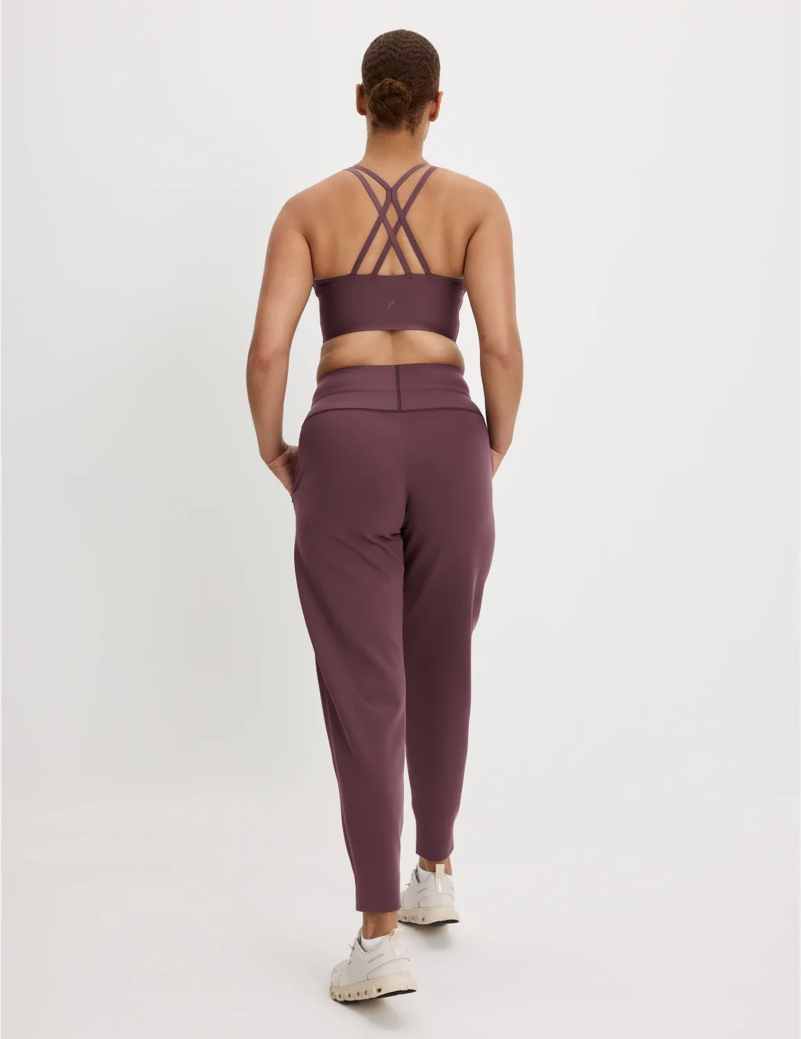CloudCut™ Jogger - Image 12