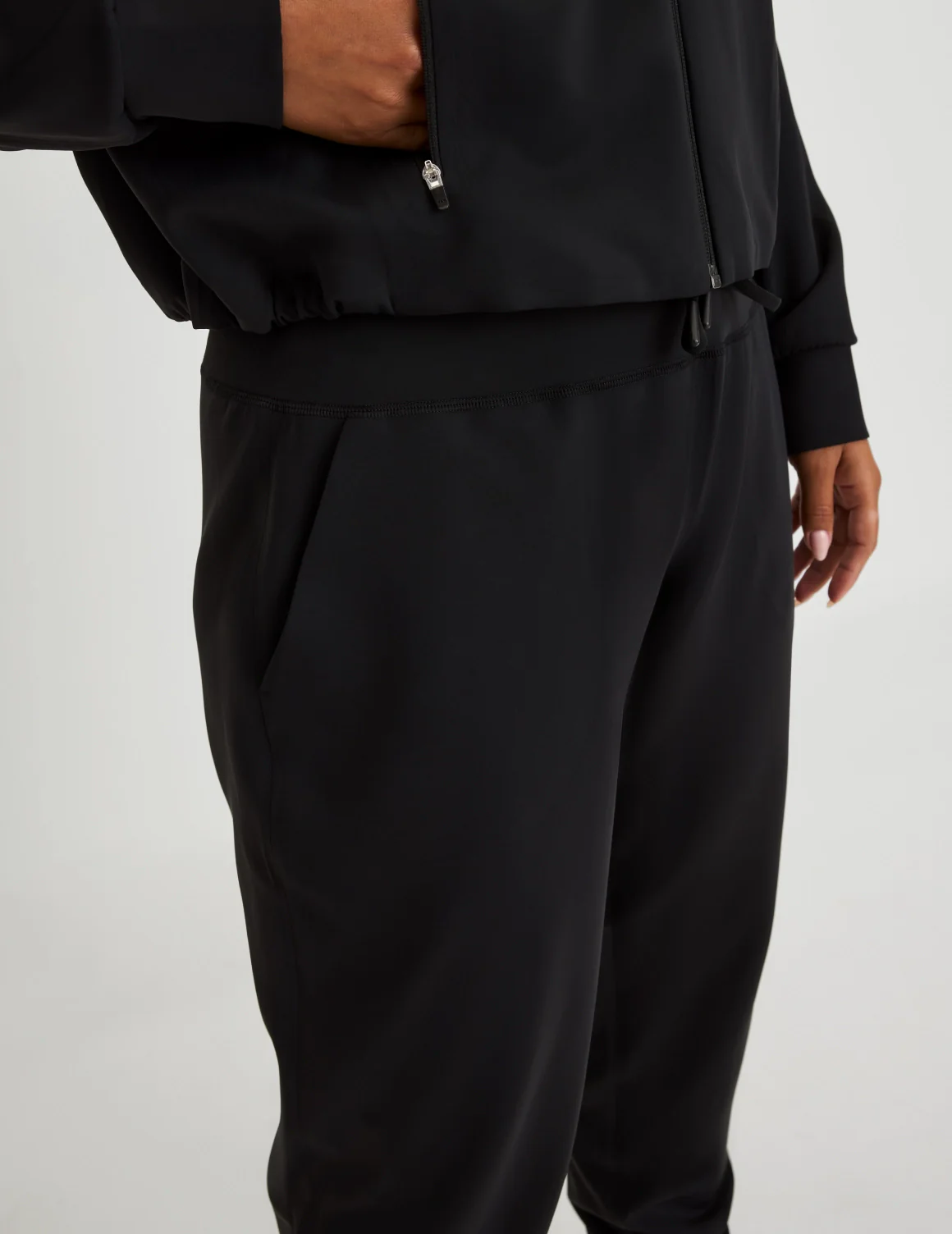 CloudCut™ Jogger - Image 16