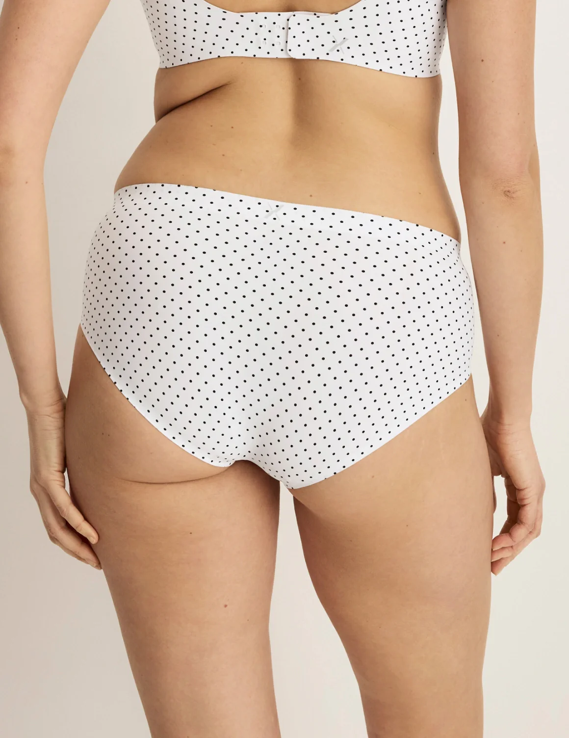 Essential No-Show Boyshort - Image 11