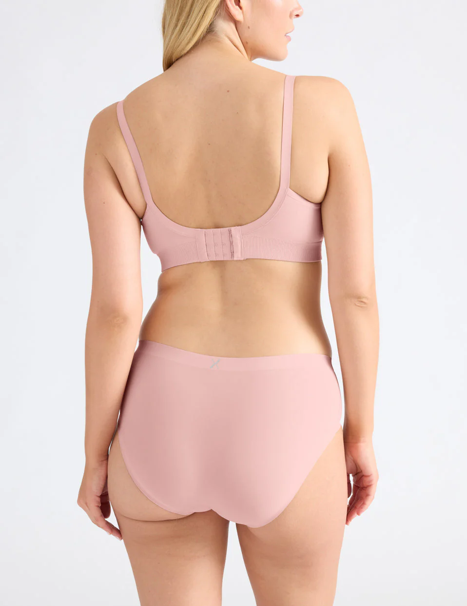 Good to Go Seamless Bra - Image 14