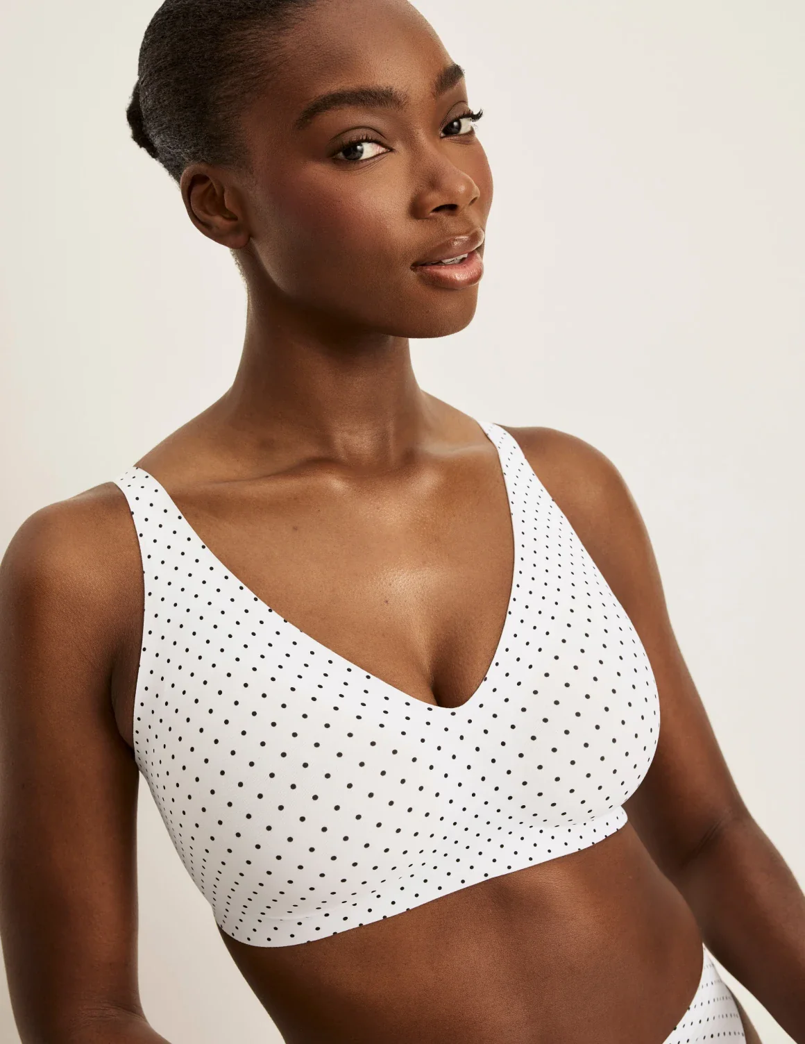 Revolution V-Neck Bra - Image 45